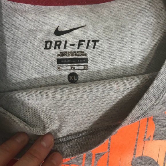 Nike Just Do It Shirt - Picture 3 of 4